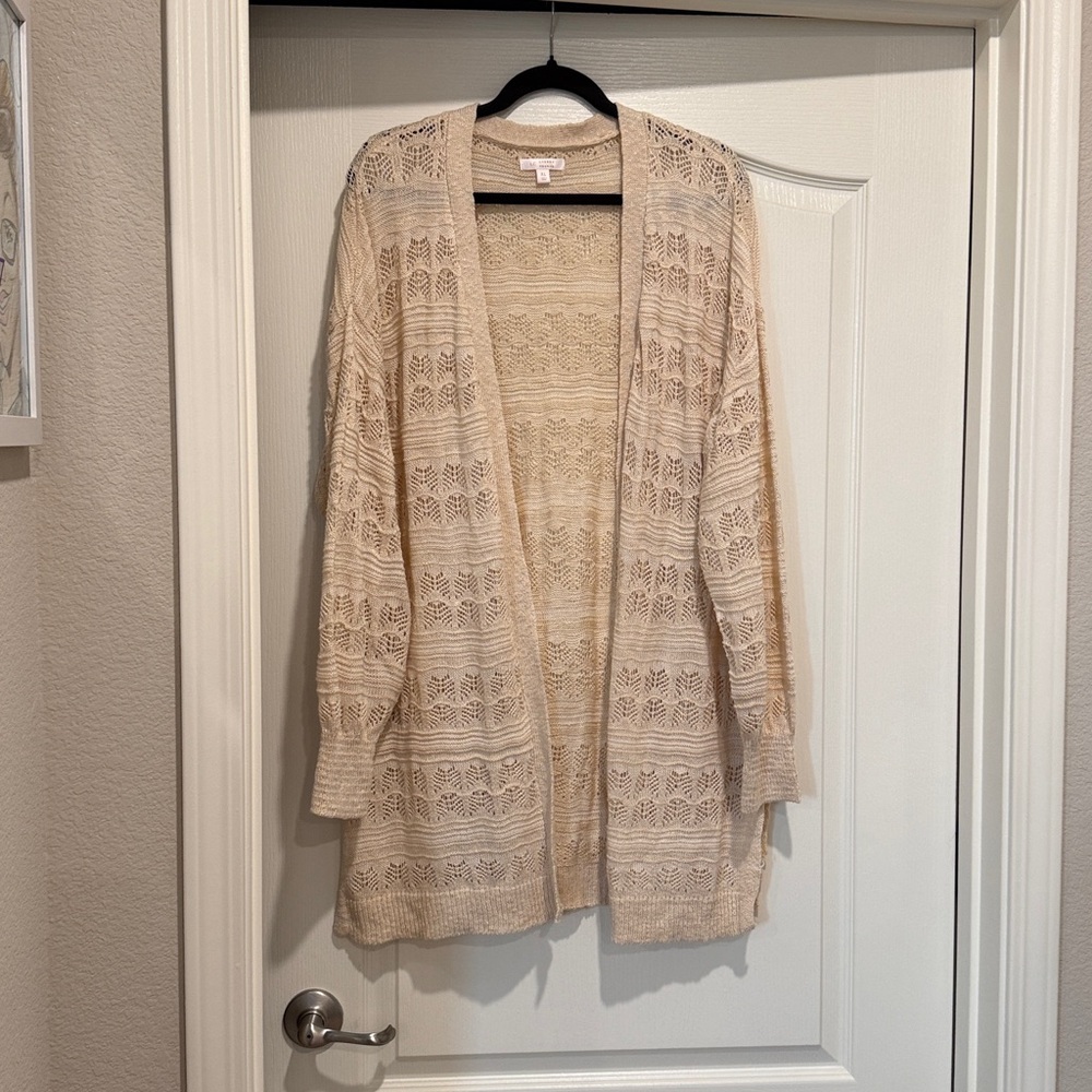 Like new! Open-Front Cream Knit Cardigan Sweater